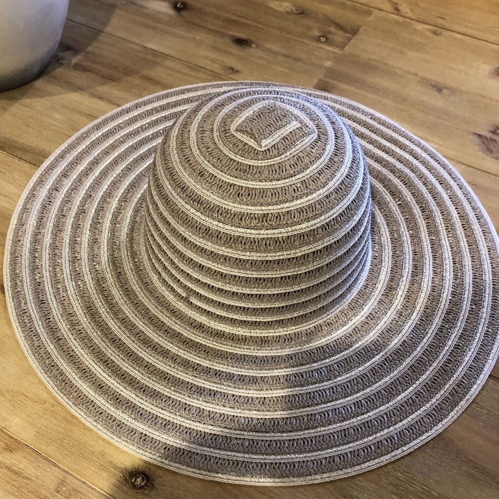Straw hat